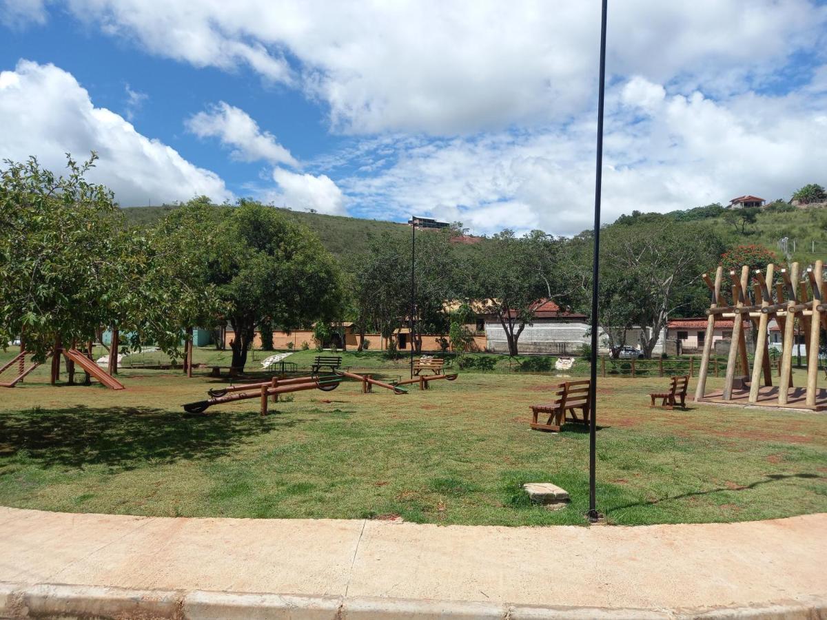 Chales Encantos De Cunha Azul Exteriér fotografie